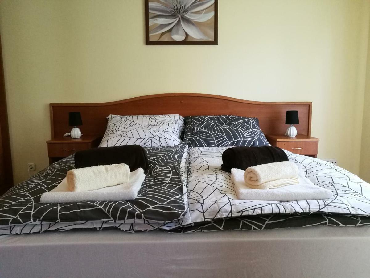 Niki Apartman ヘーヴィーズ エクステリア 写真